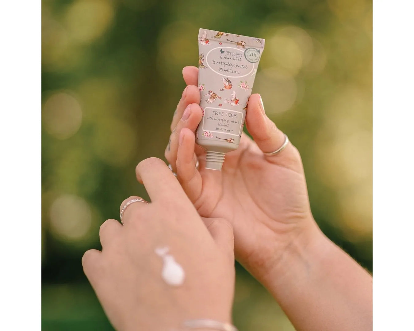 Hand Cremes & Lotions