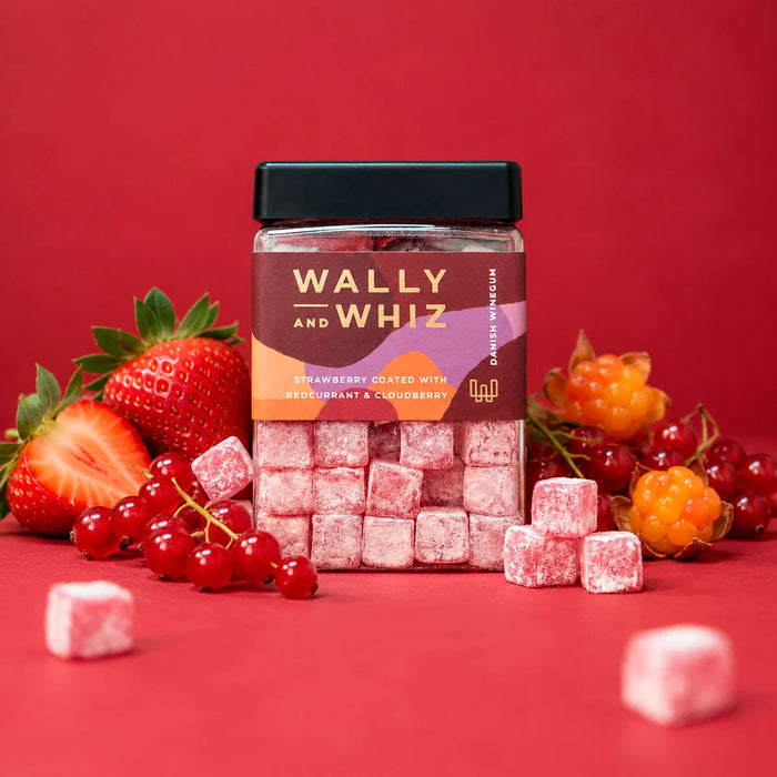Wally & Whiz Strawberry Winegum withRedcurrant & Cloudberry Dust Large 140g - Bear Country Kitchen