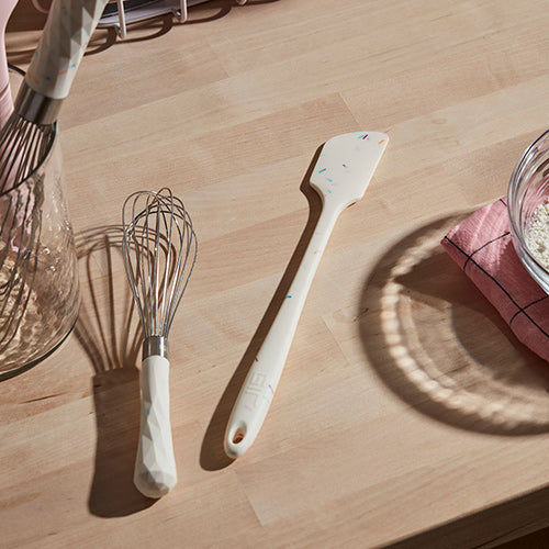 GIR Skinny Spatula - Bear Country Kitchen