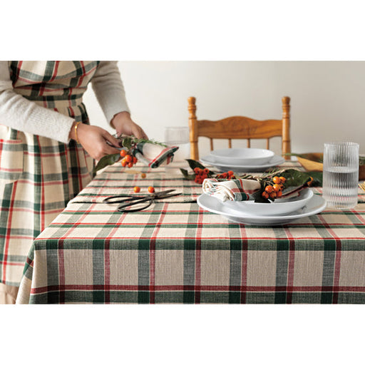 Danica Now Designs Set Of 4 Napkins Noel Plaid - Bear Country Kitchen