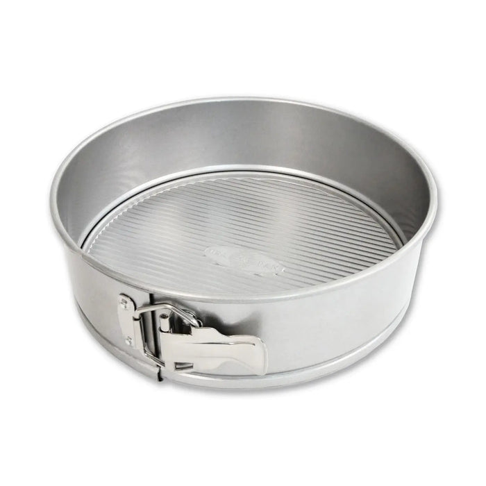 USA Pan 9" Springform Pan Classic Latch - Bear Country Kitchen