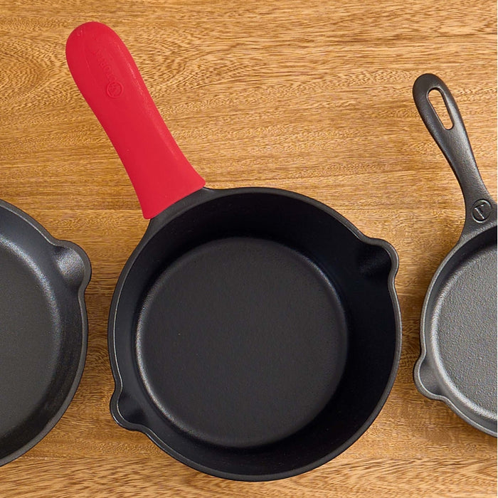 Victoria Small Silicone Handle Holder Red - Bear Country Kitchen