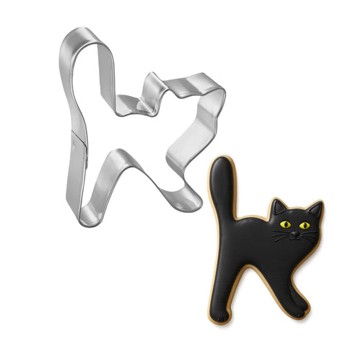 Cookie Cutter Scary Cat - Bear Country Kitchen