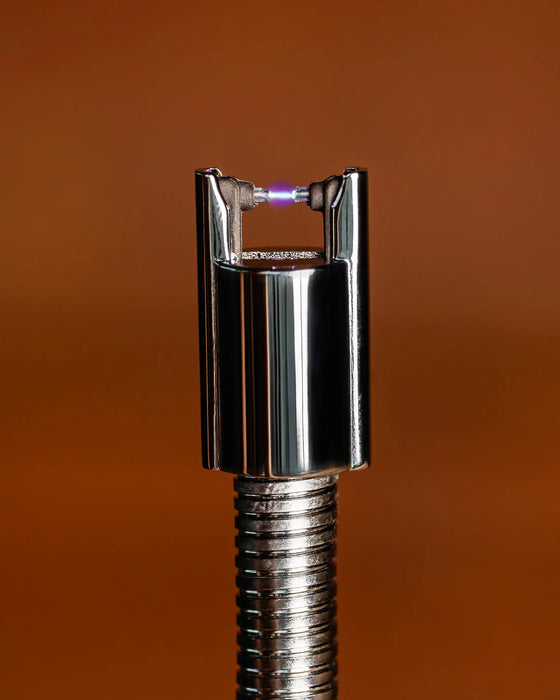 Sizzle Lighter - The Extender Black