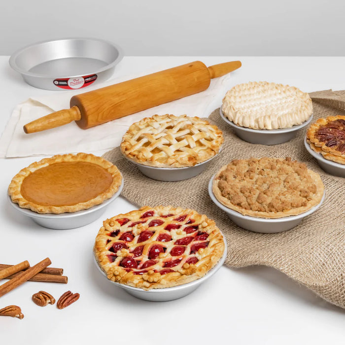 Fat Daddio's Pie Pan 9" - Bear Country Kitchen