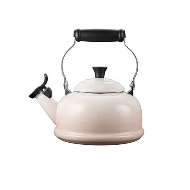 Le Creuset Classic Whistling Kettle - Bear Country Kitchen