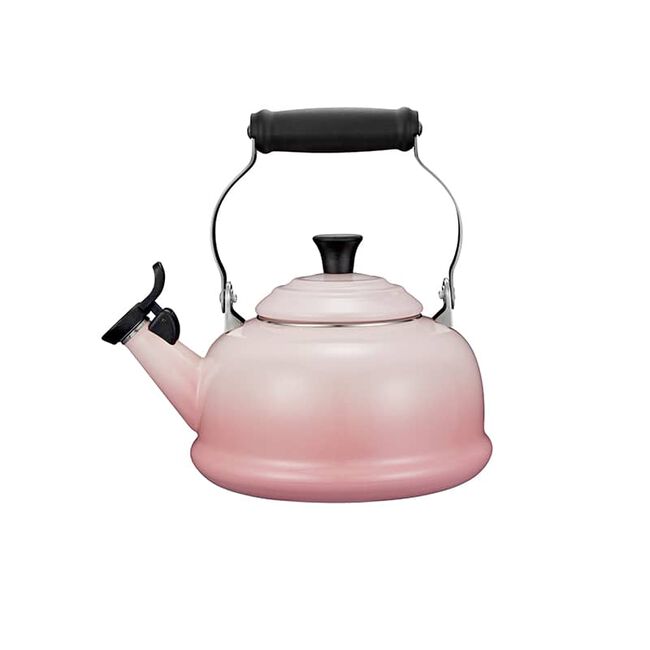 Le Creuset Classic Whistling Kettle - Bear Country Kitchen