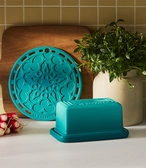 Le Creuset Silicone Trivet Bleu Riviera - Bear Country Kitchen