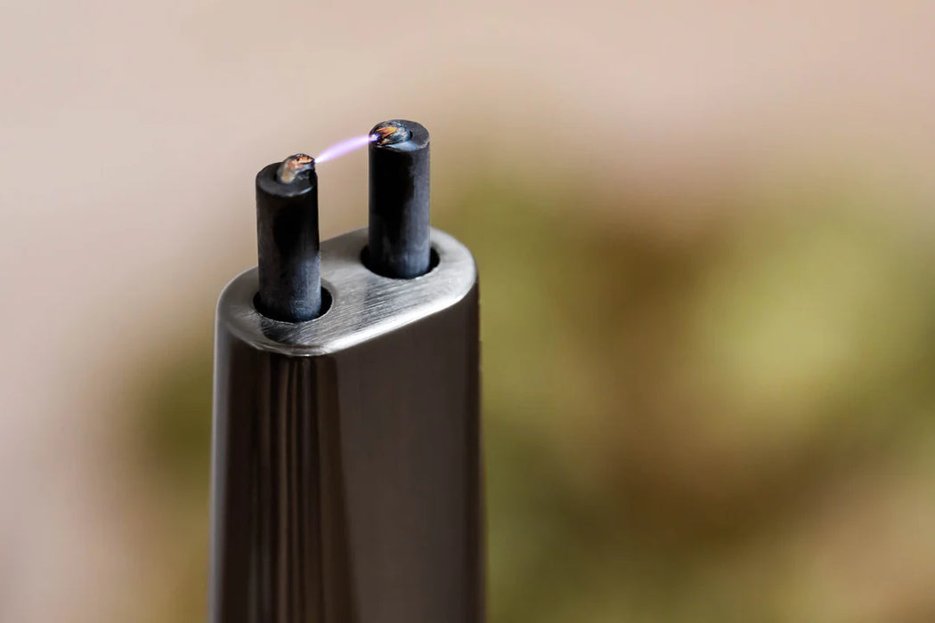 Sizzle Lighter - The Sleek