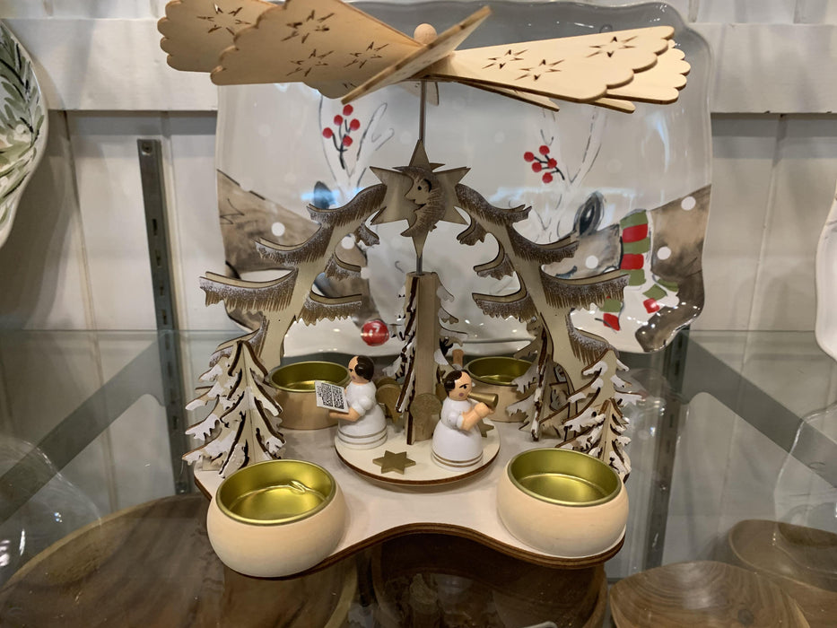 Christmas Tradition T-Lite Pyramid With Carollers - Bear Country Kitchen