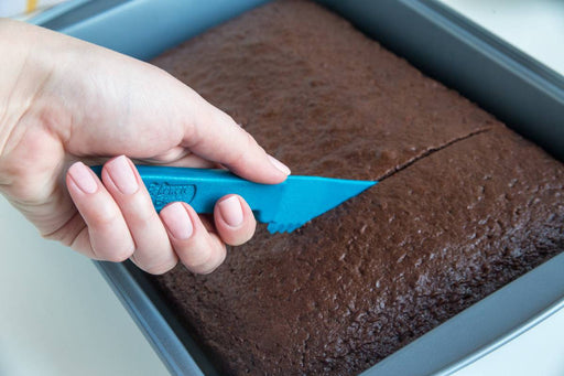 The Original Bakeware Buddy - Bear Country Kitchen