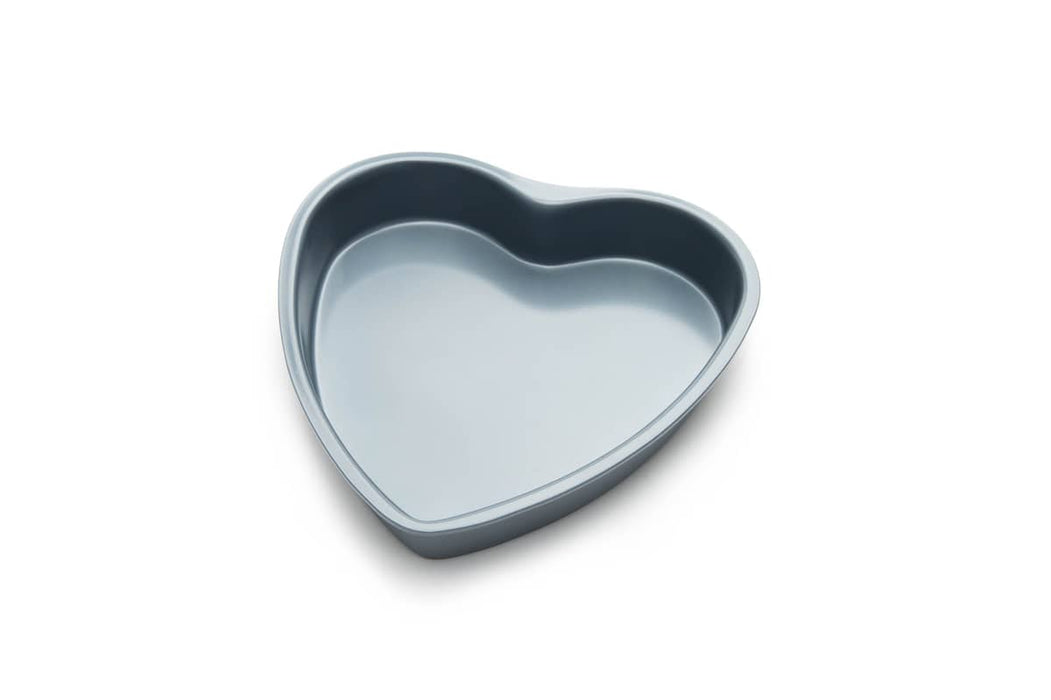 Foxrun NonStick Heart Cake Pan 8" - Bear Country Kitchen