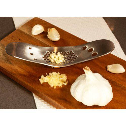 Kitchenbasics Garlic Crusher With Herb Stripper - Bear Country Kitchen