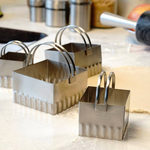 Endurance Biscuit Cutters Square Ripples Set/ 4 - Bear Country Kitchen