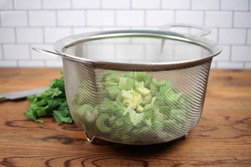 Endurance Wide Rim Mesh Basket 8" - Bear Country Kitchen