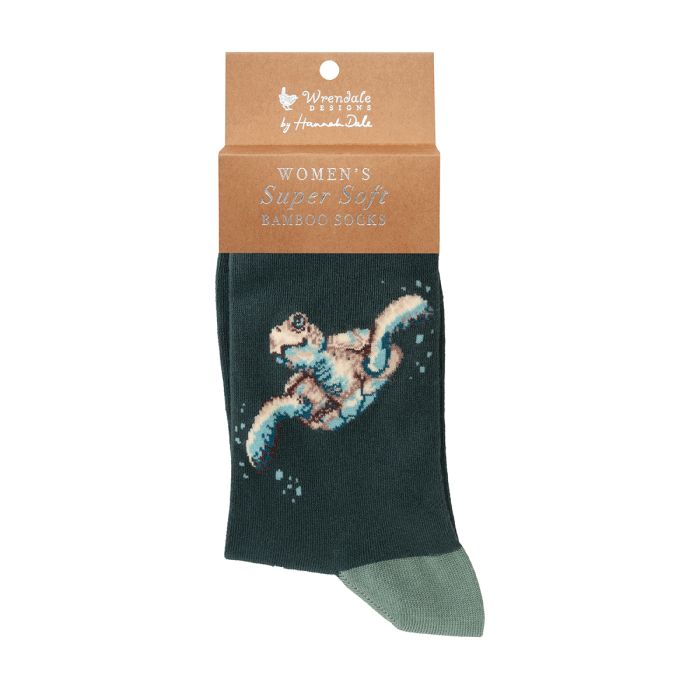 Wrendale Women's Bamboo Sock Swimming School Turtle - Bear Country Kitchen